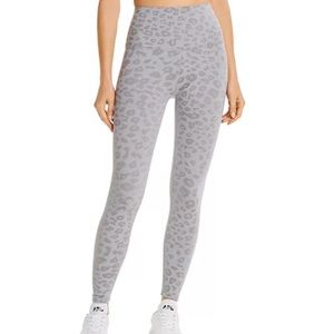 Beyond Yoga High-Rise Leopard Print Leggings